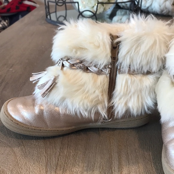 Cat and Jack boots - Picture 3 of 4